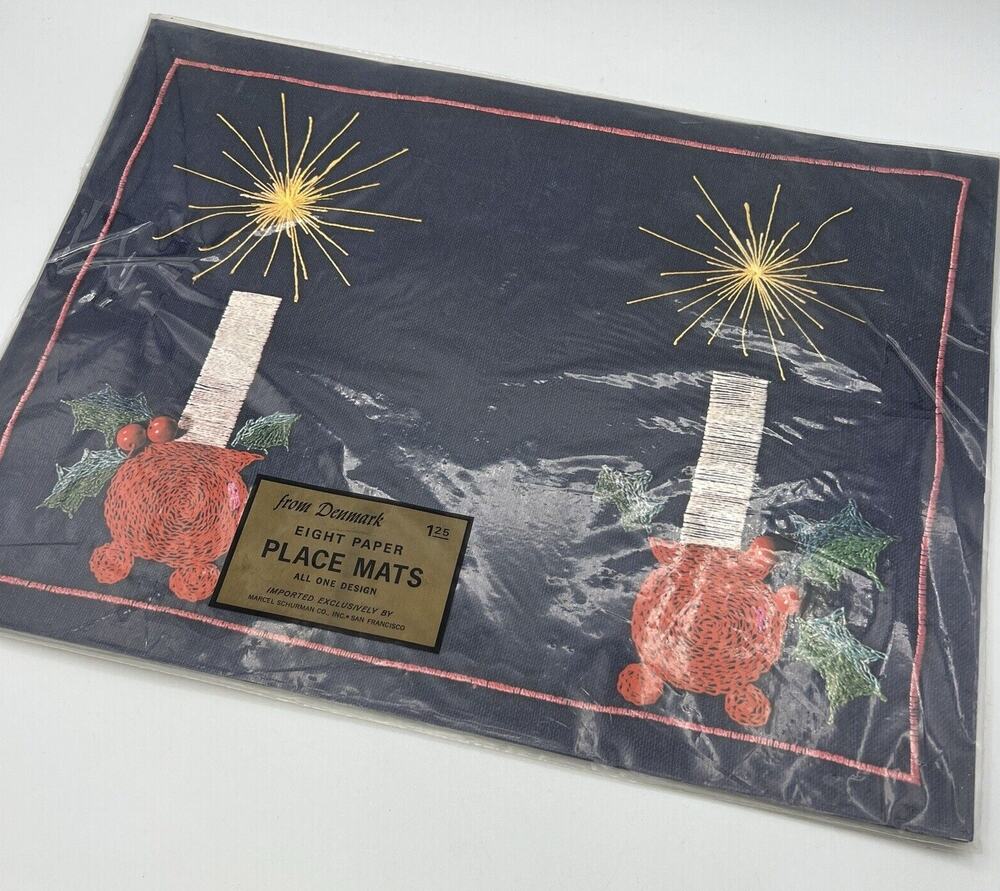 Set 16 Vtg Christmas Placemats Candles MCM Denmark Scandanavian Holly 16" NEW